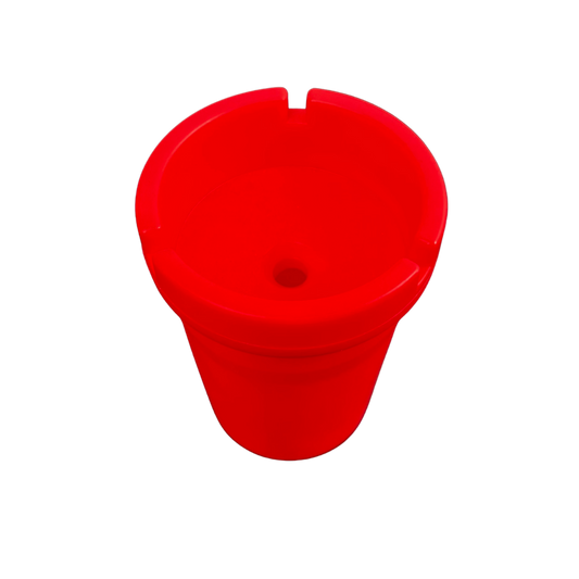 Cenicero Plástico Rojo Minimalista – Diseño Compacto Moderno