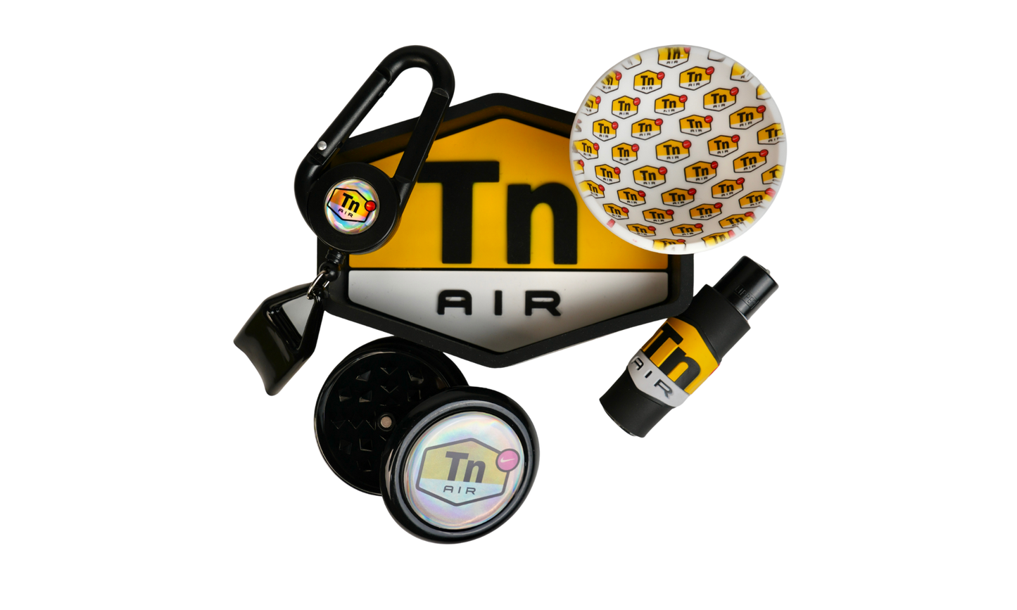 Pack DIR 5 en 1 Beetle Print con bandeja para liar, grinder, bowl, mechero con funda de silicona y lighter leash