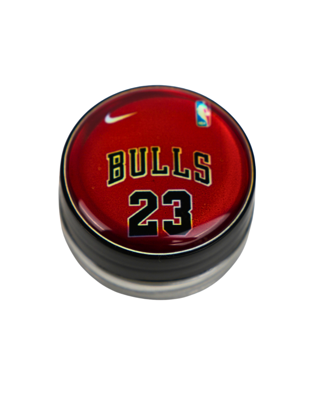 Tarro de cristal Beetle Print de 5 ml con base negra y tapa de vinilo holográfico con diseño inspirado en la camiseta Bulls 23.