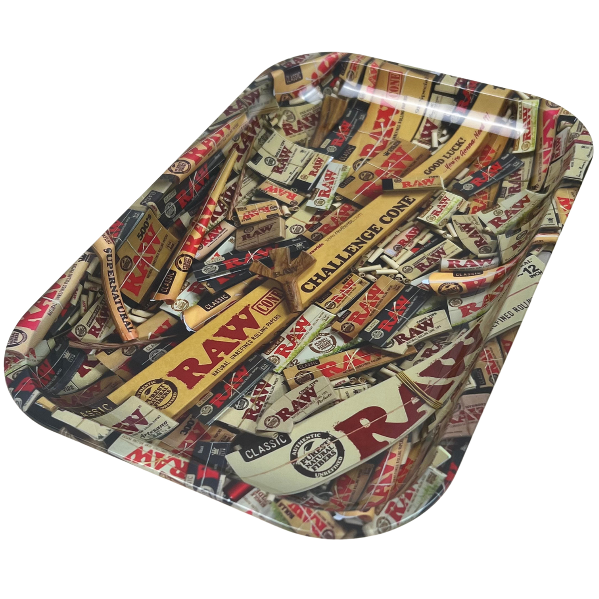 Bandeja metálica Beetle Print con collage vintage de estilo retro mostrada en vista diagonal