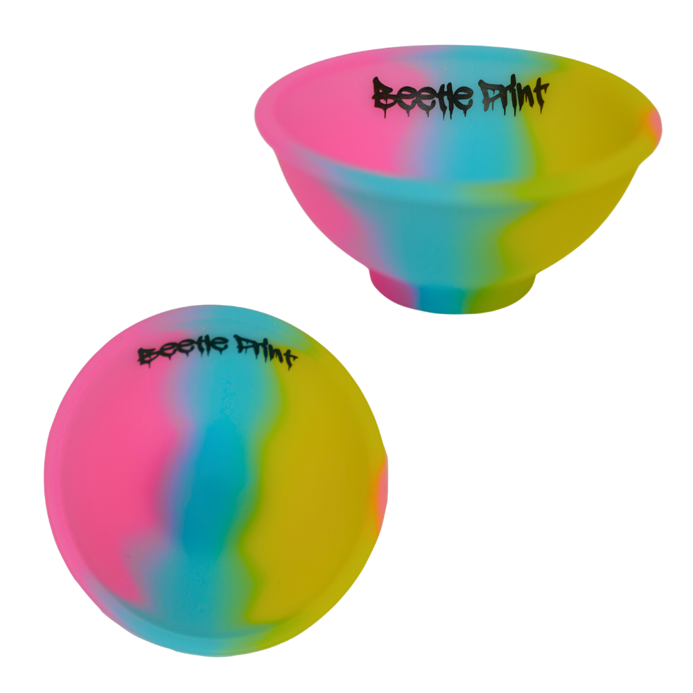 Bowl de silicona Beetle Print con acabado multicolor pastel flexible y portátil.