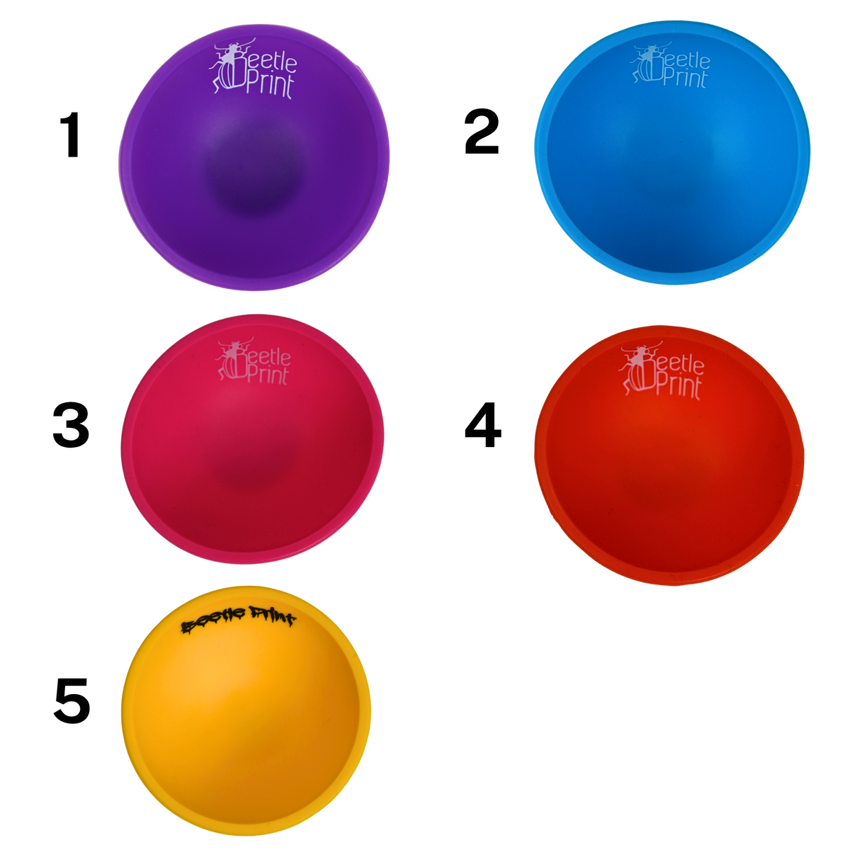 Colección de bowls de silicona Beetle Print disponibles en colores azul, rosa, morado, naranja y amarillo.
