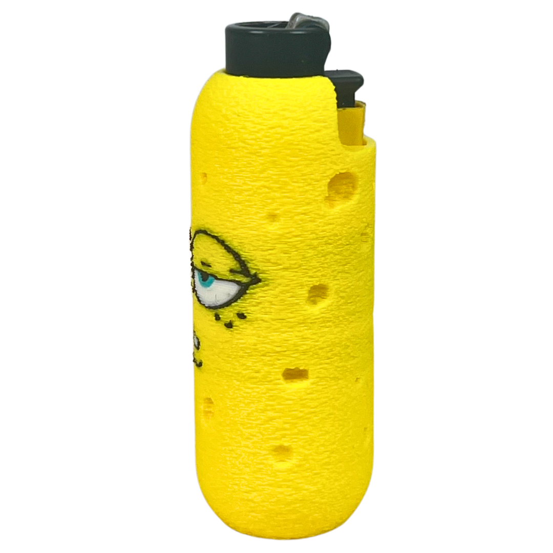 Funda de mechero Clipper Beetle Print amarilla con diseño de esponja mostrada de frente