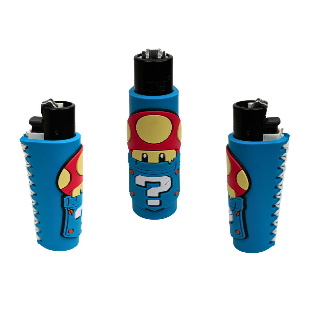 Funda de mechero Gamer Blue Power de Beetle Print, diseño retro gamer en azul con seta y signo de interrogación, vista desde tres ángulos
