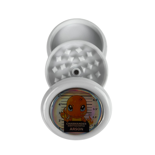 Grinder Beetle Print de 3 partes con diseño Char­mander Arson y dientes piramidales