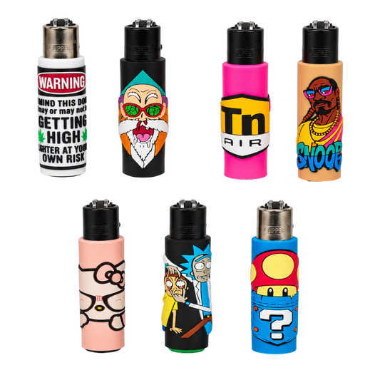 Vista general del Pack 7 Fundas de Mechero de Beetle Print con 7 diseños diferentes y mecheros incluidos