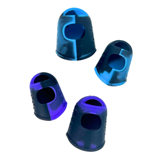 Pack de dedales de silicona Beetle Print con varios diseños bicolor en azul, morado, verde y naranja