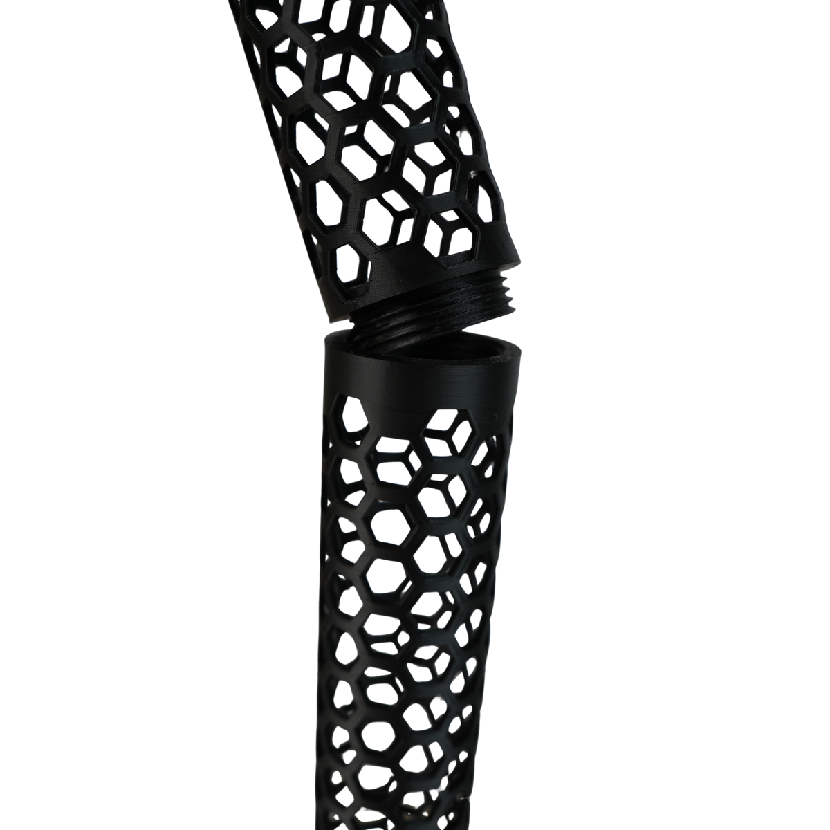 Detalle del sistema de rosca del Plant Pole modular impreso en 3D para ampliar la altura del tutor.