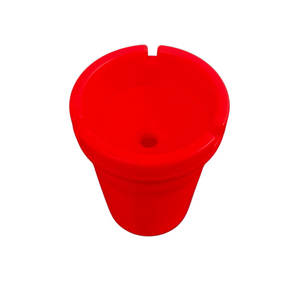 Cenicero Plástico Rojo Minimalista – Diseño Compacto Moderno