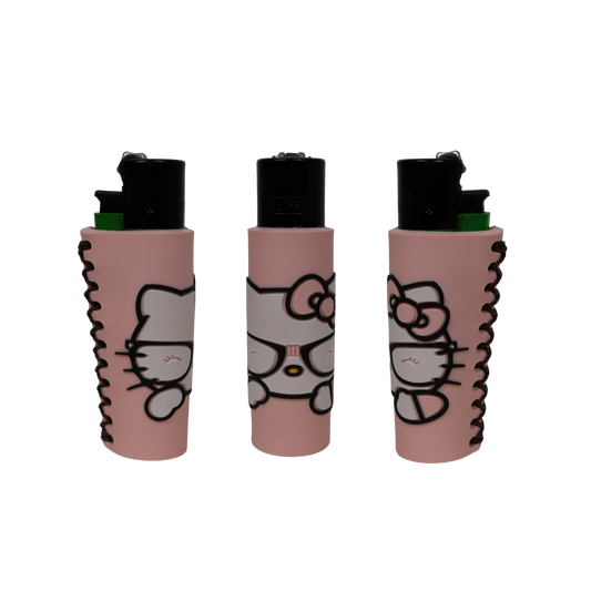 Funda de silicona rosa diseño gatito con mechero recargable incluido, vista frontal.