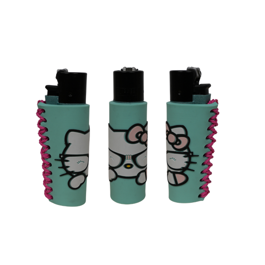 Funda de silicona diseño gatito con mechero recargable incluido, vista frontal.