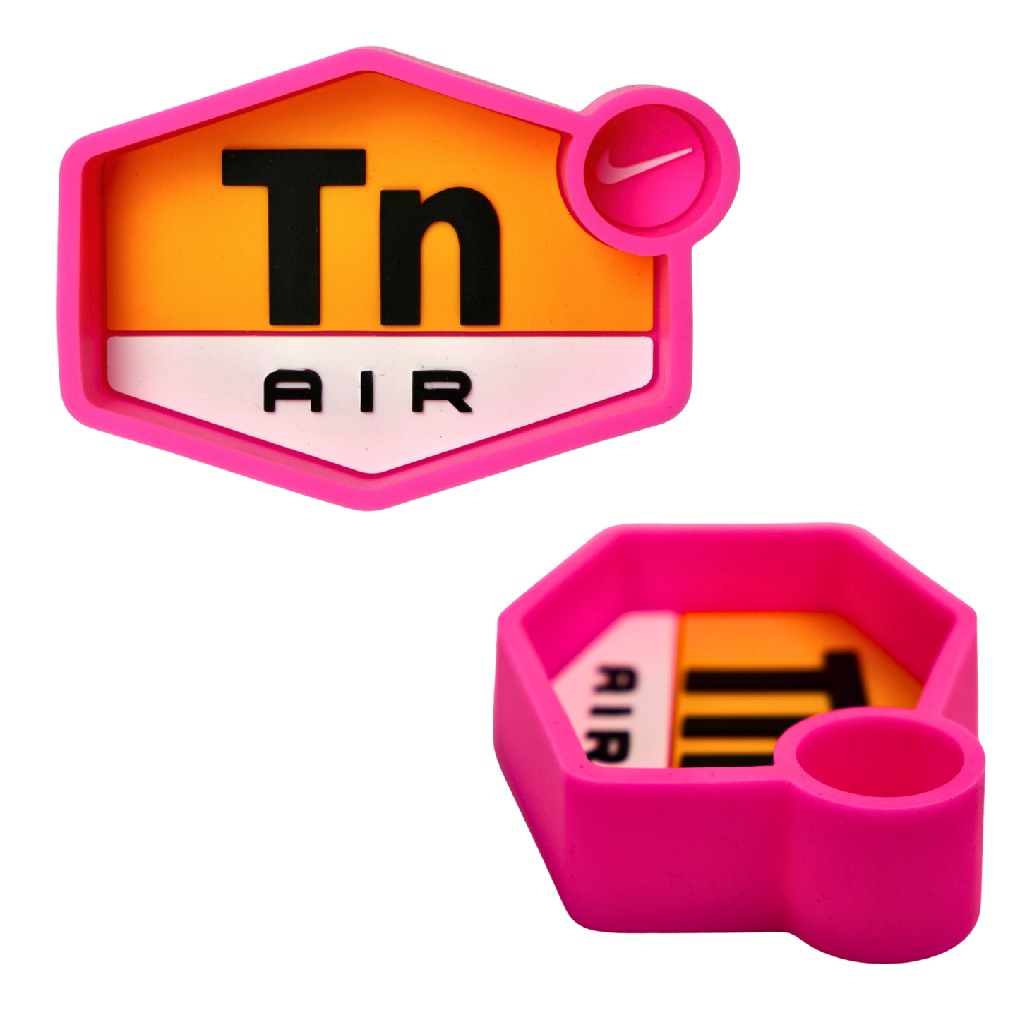 Cenicero de silicona rosa con diseño tipo logo urbano, resistente al calor y fácil de limpiar