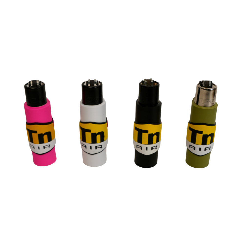 Pack funda de silicona Logo DIR con mechero Clipper incluido en cuatro colores distintos frontales
