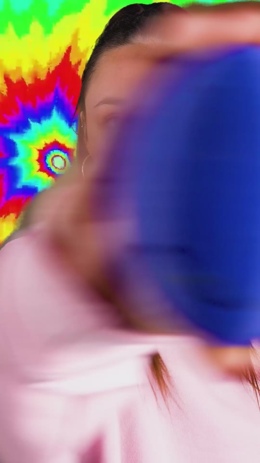 Vídeo mostrando la apertura del Beetle Kinder y el contenido sorpresa